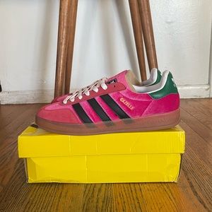 addidas x Gucci Gazelle Pink
